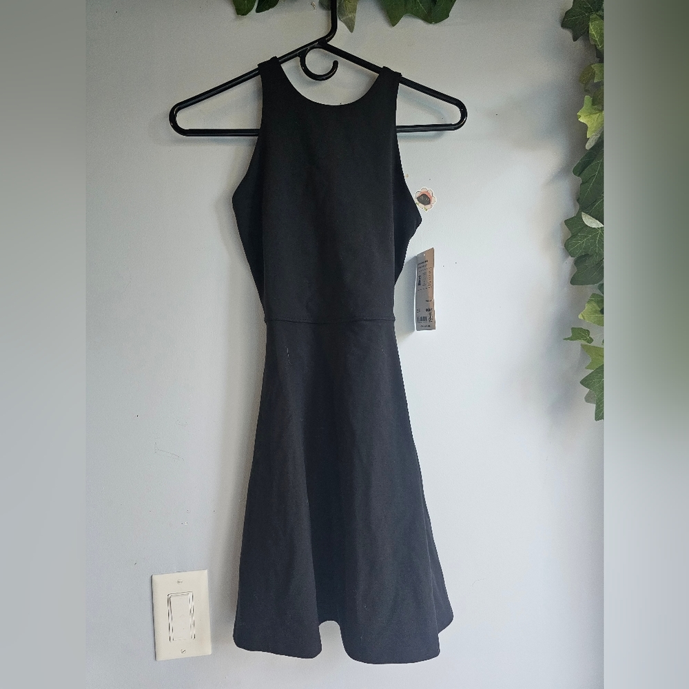 NWT Athleta Conscious Dress SIZE xxs
